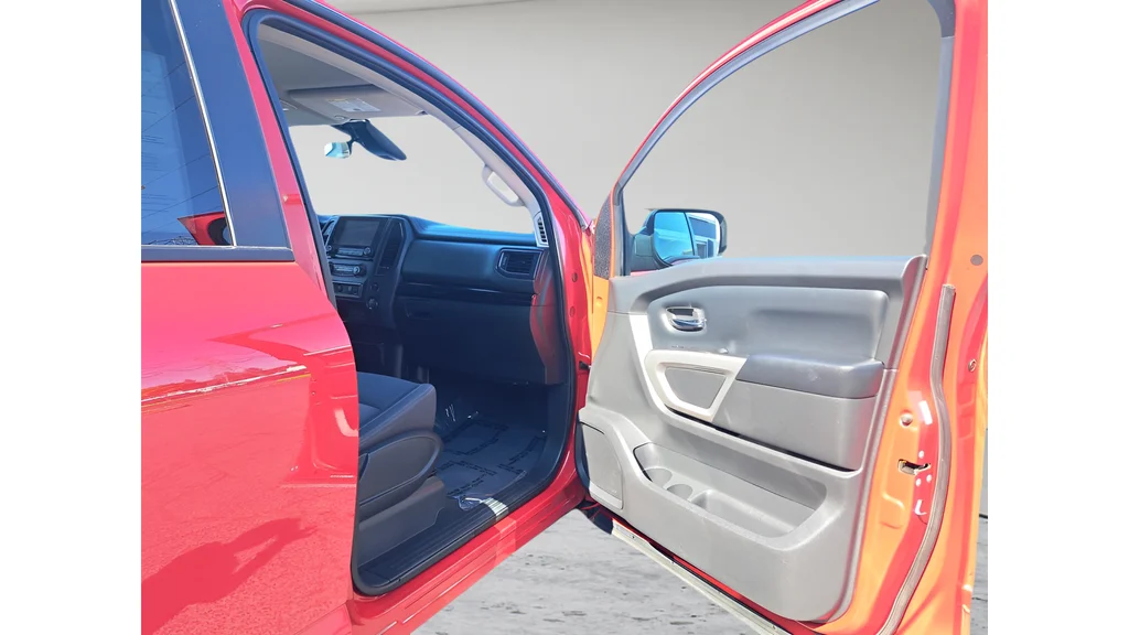 Used 2022 Red Nissan SV image 13
