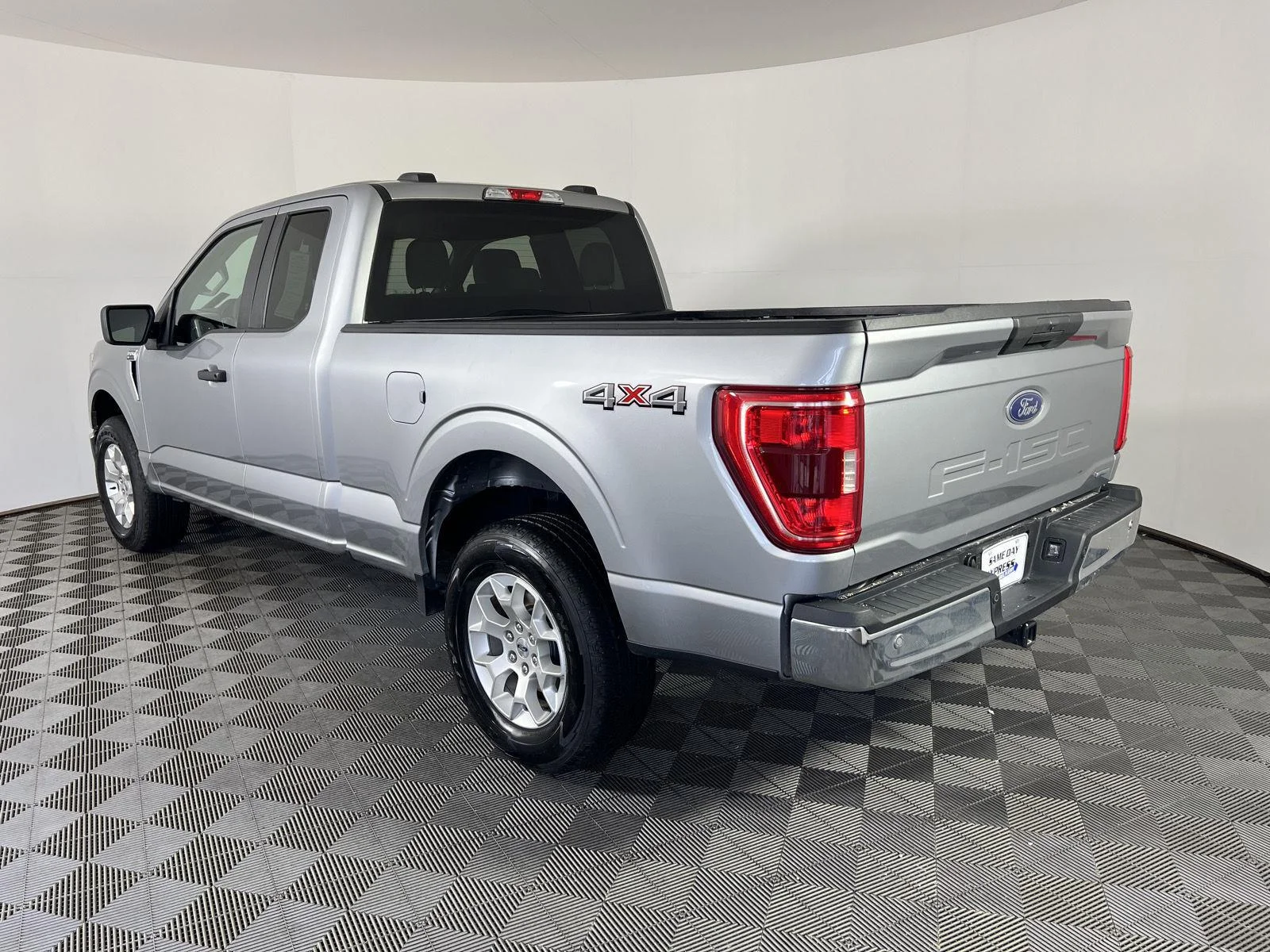 Used 2022 Gy Ford XL image 25