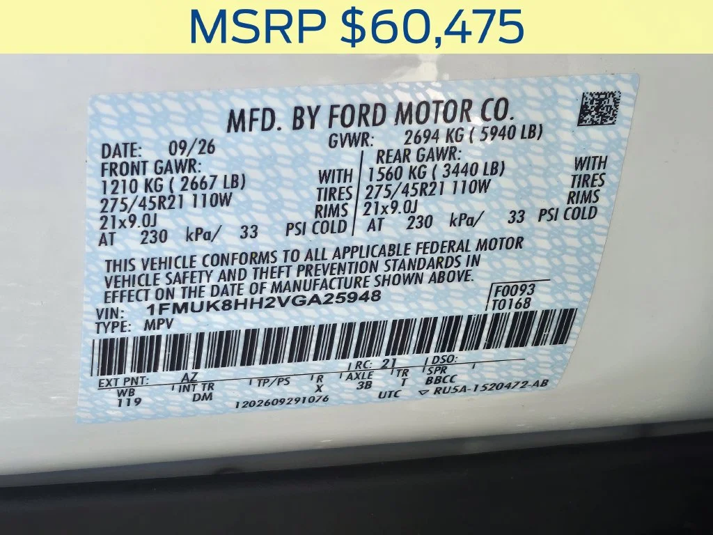 New 2027 Star White Metallic Tri-Coat Ford Platinum™ image 40