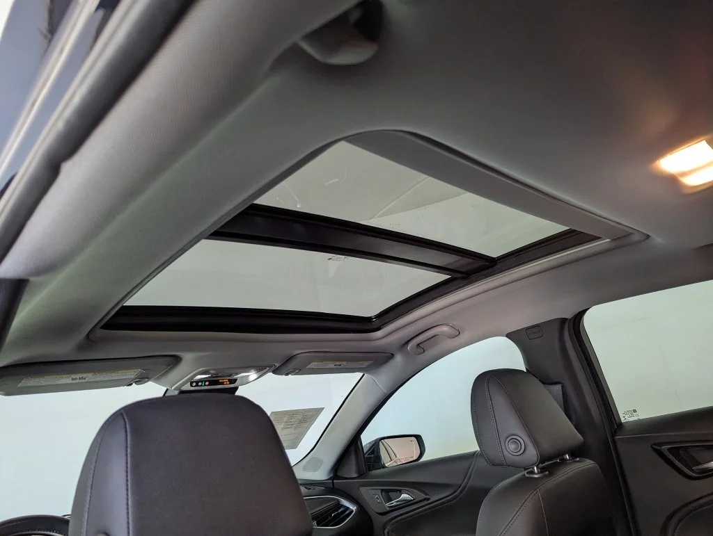Used 2022 Gray Chevrolet Premier image 13