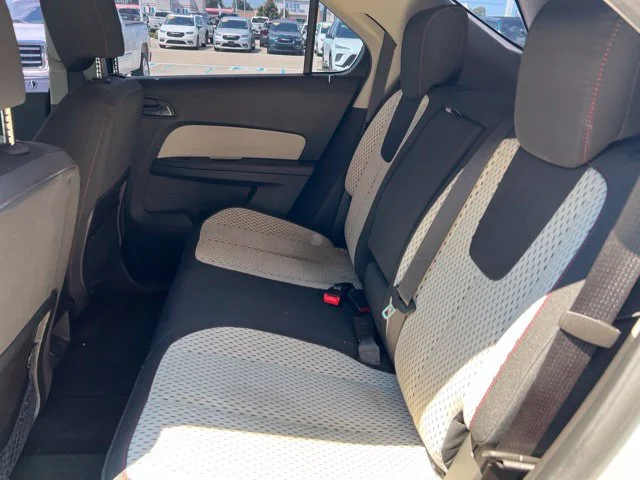 Used 2010 Silver Chevrolet LS image 28