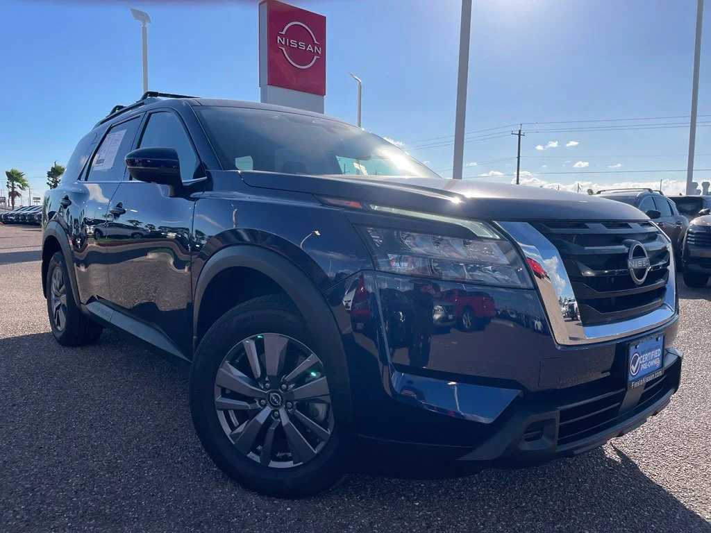 Certified Used 2025 Blue Nissan SV image 1