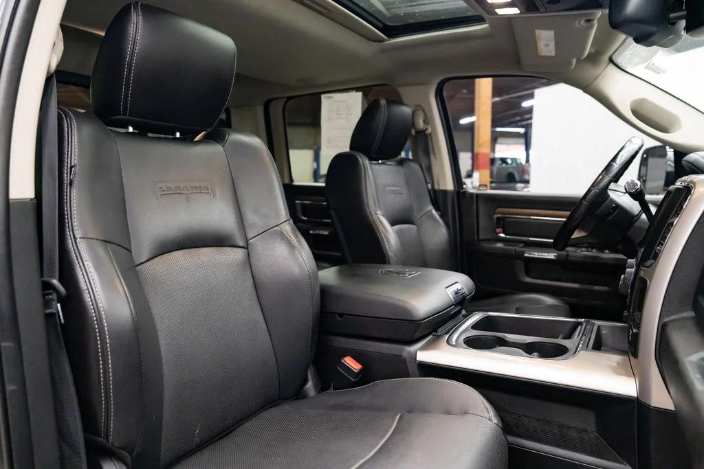 Used 2016 Gray Ram Laramie image 31