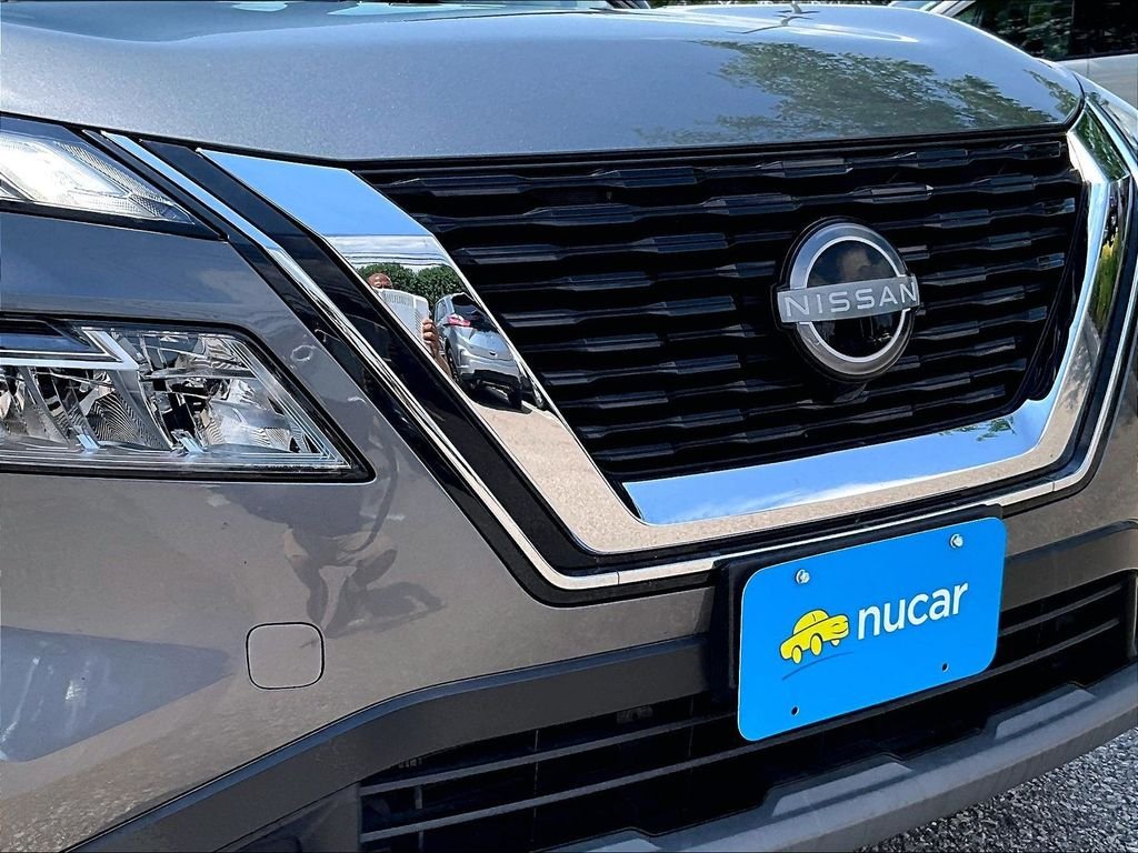 Certified Used 2023 Gray Nissan SV image 31