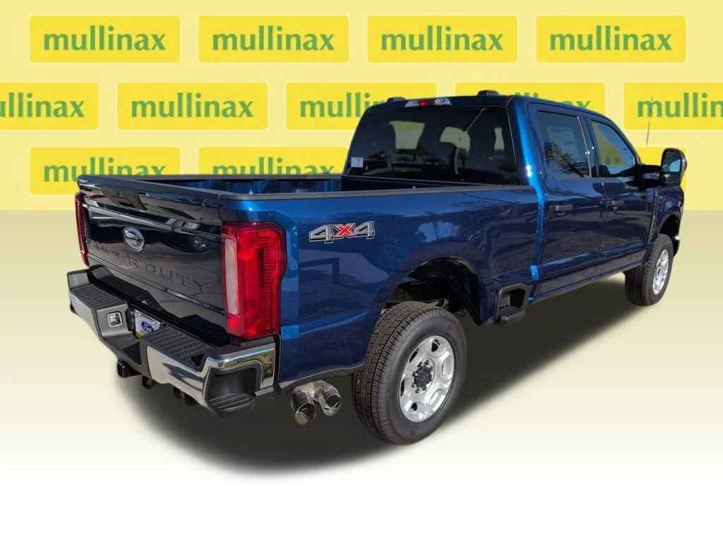 New 2026 Blue Ford XLT image 3