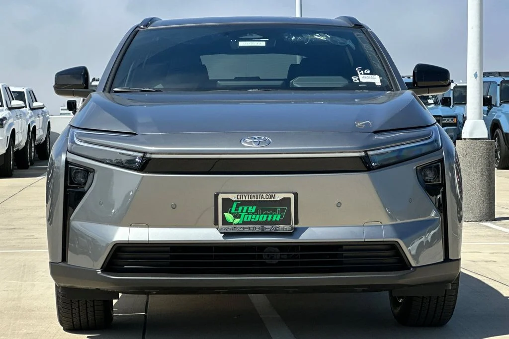 New 2026 Heavy Metal <sup>1</sup> Toyota  XLE image 9