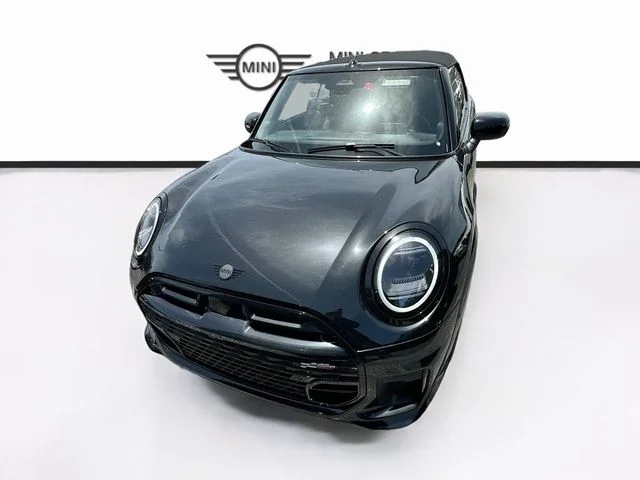 New 2026 Black MINI Iconic image 2