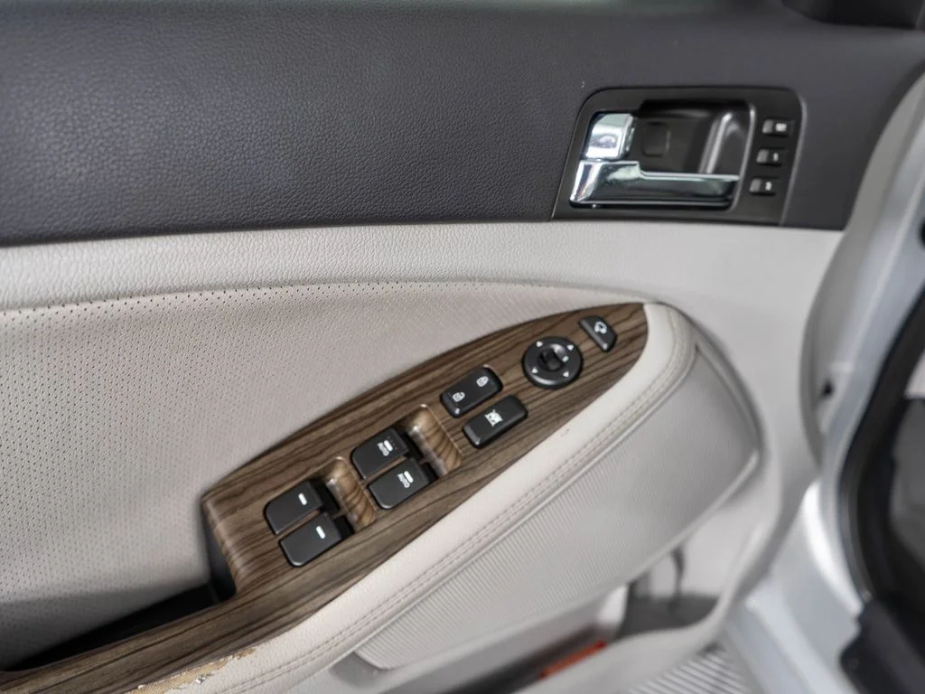 2012 Kia Optima EX - Photo 14
