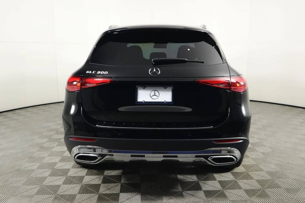 2025 Mercedes-Benz GLC Base - Photo 6