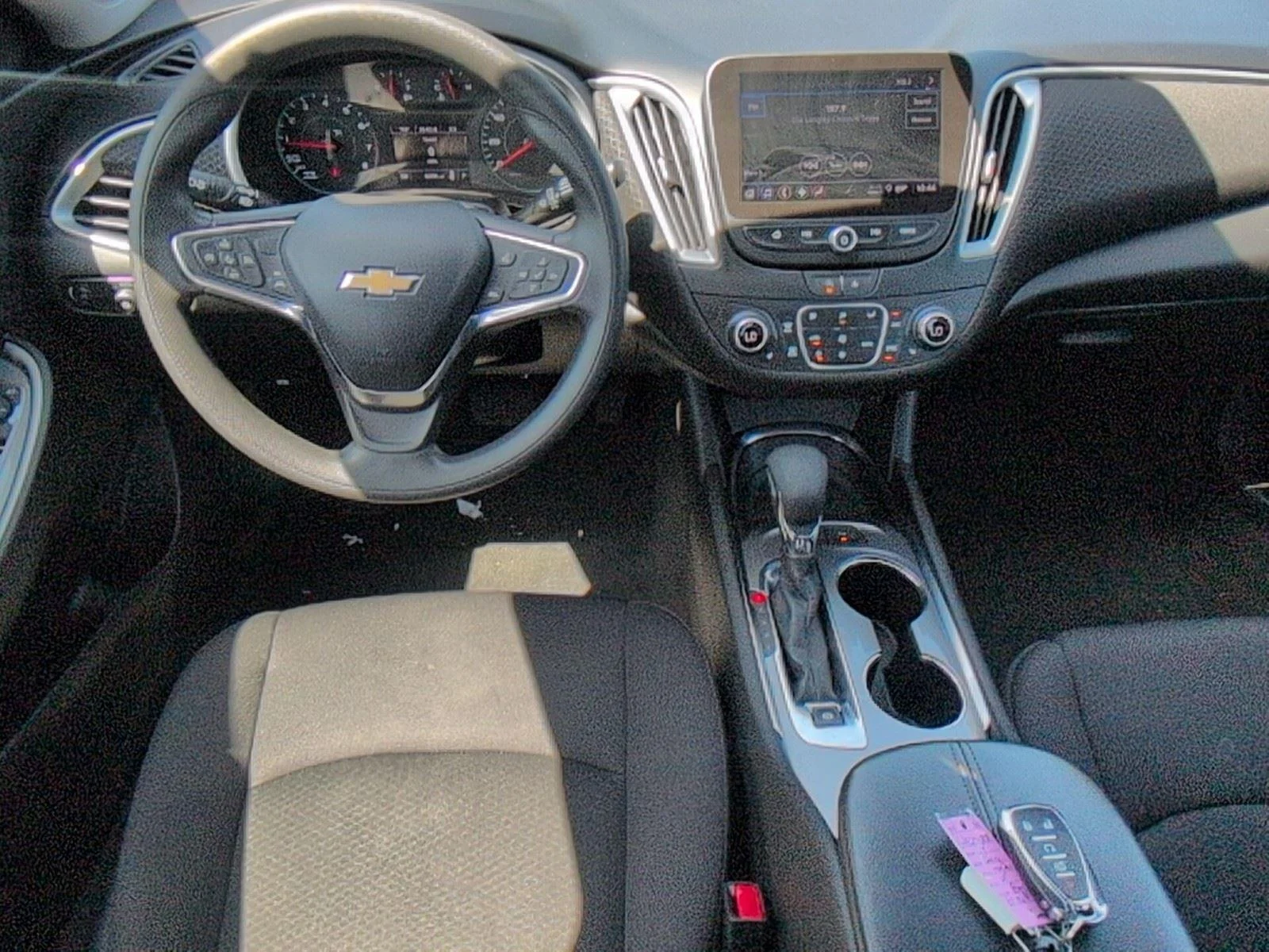 Used 2024 Sterling Gray Metallic Chevrolet LT image 33