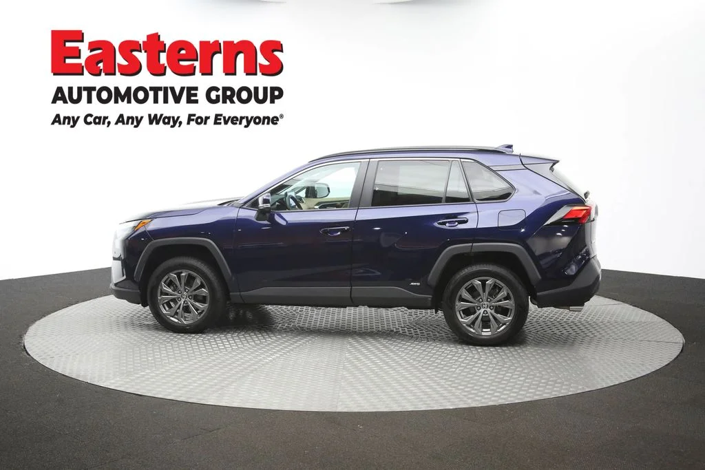 Used 2024 Blue Toyota XLE Premium image 65