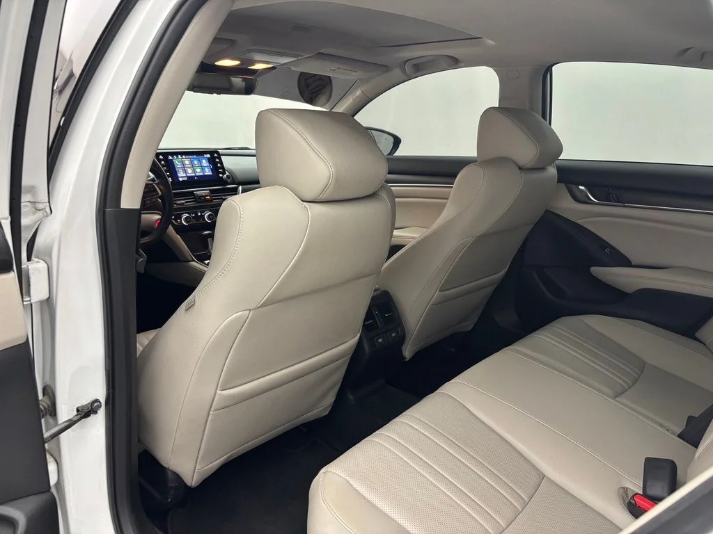 Used 2021  Honda EX-L image 34
