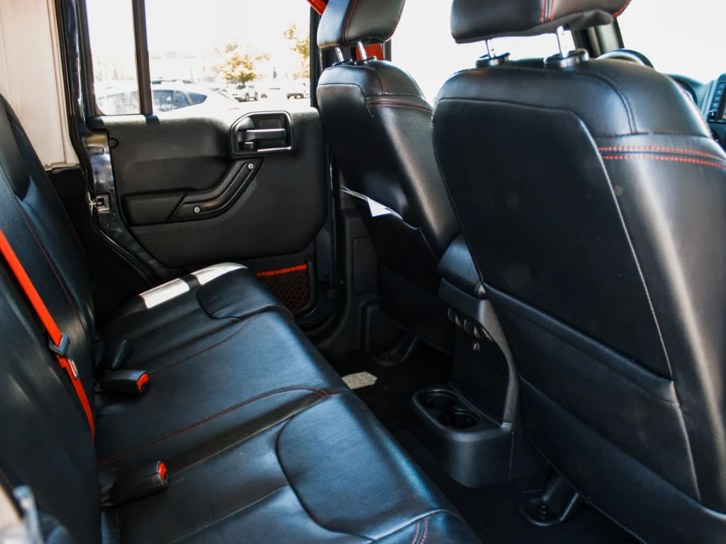 Used 2017 Gray Jeep Unlimited Rubicon image 24