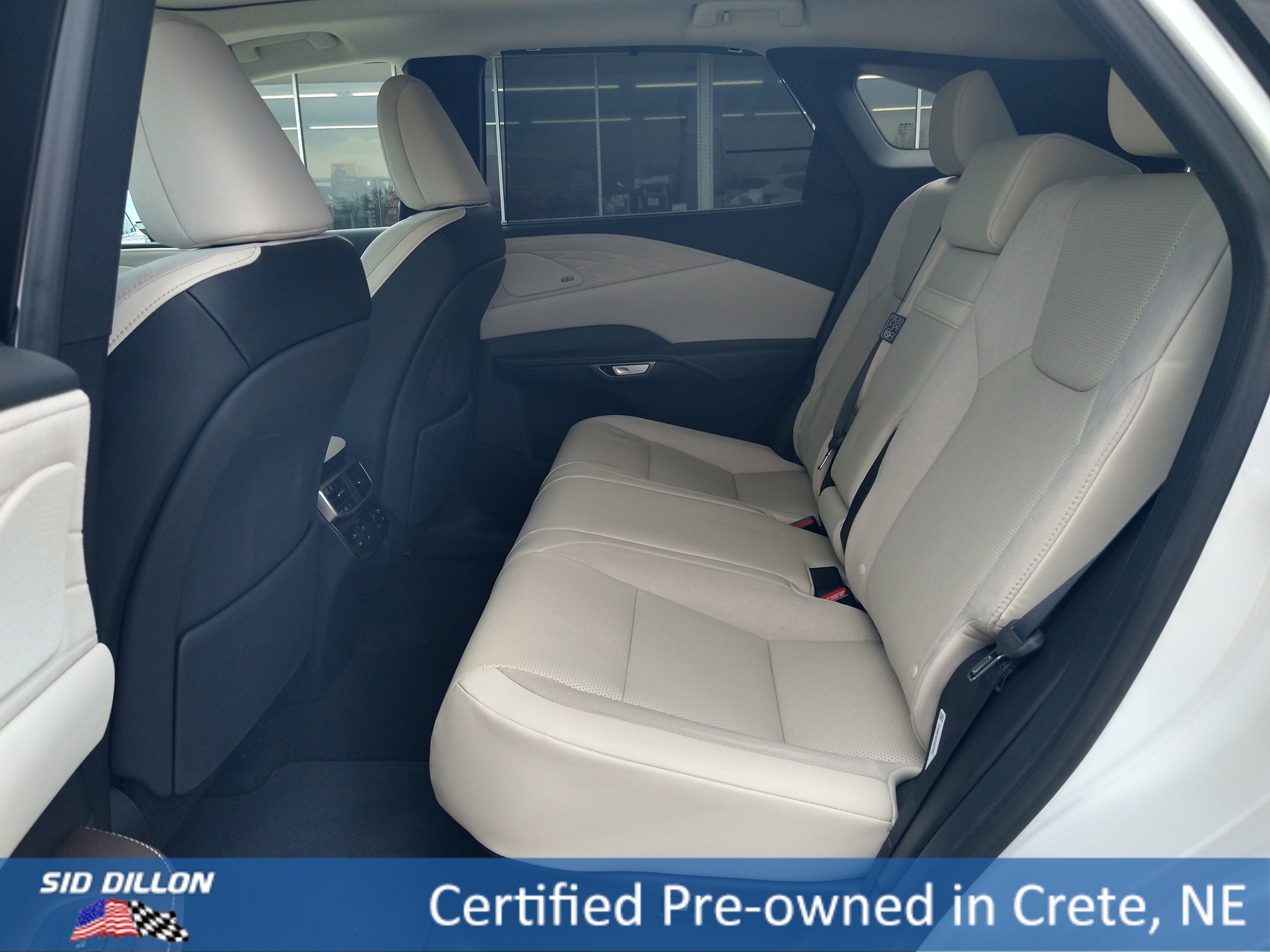 Used 2024 Eminent White Pearl Lexus Luxury image 5