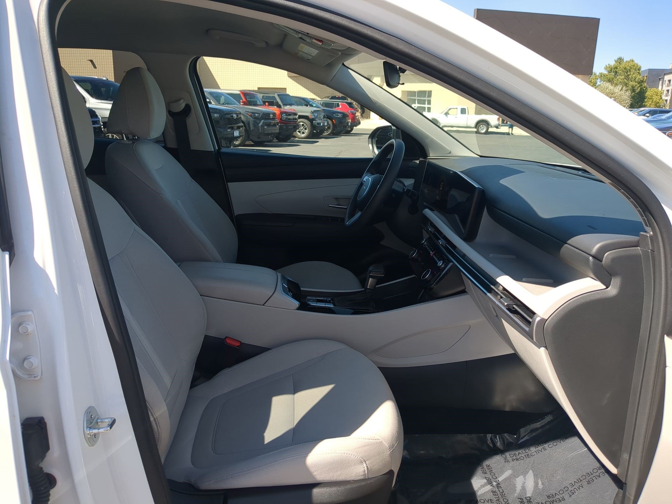 2025 Hyundai Tucson SEL - Photo 30