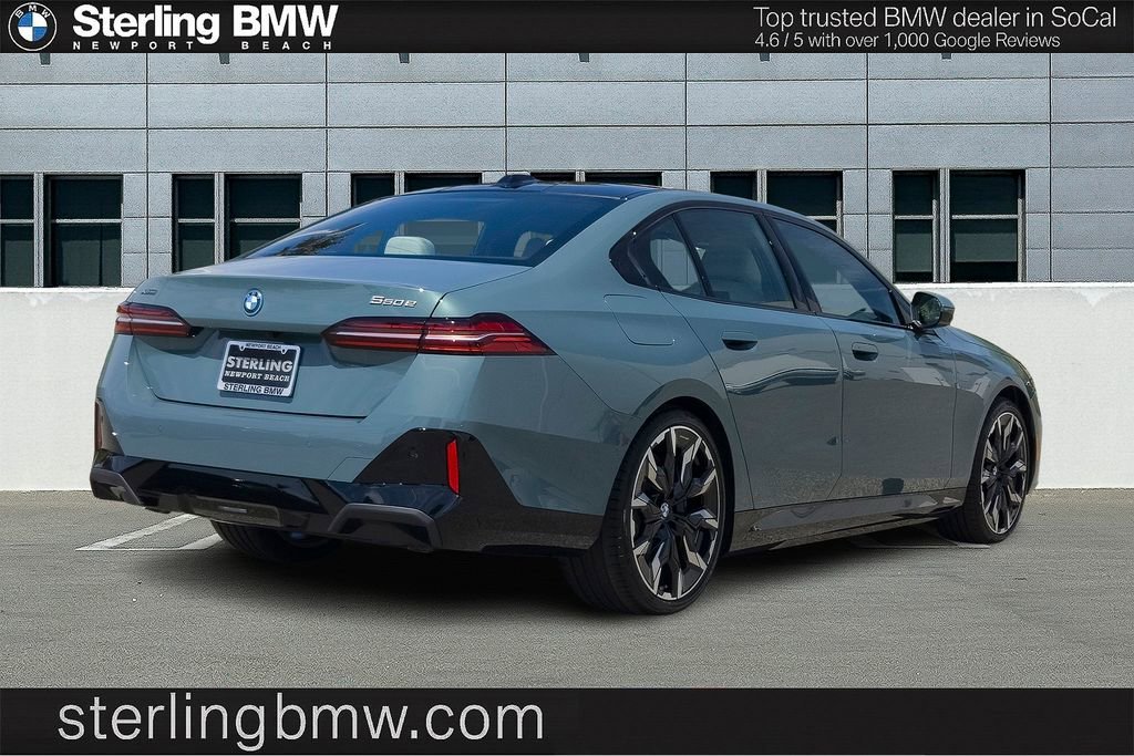 New 2026 Cape York Green Metallic BMW 550e xDrive image 16