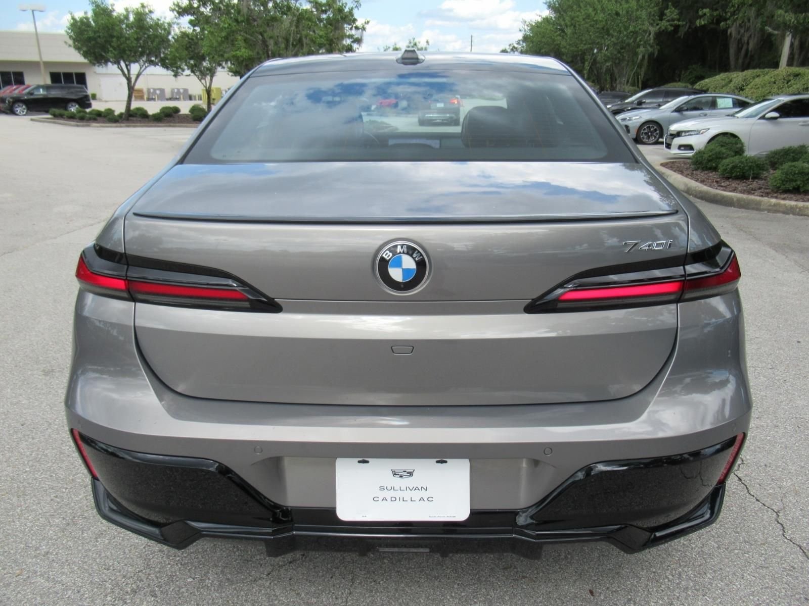 2023 BMW 7 Series 740i - Photo 6
