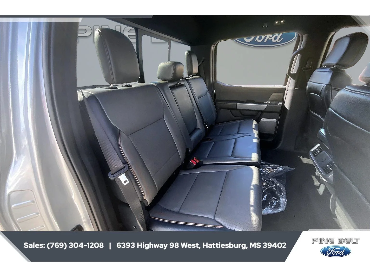 New 2026 Iconic Silver Metallic Ford Lariat® image 21