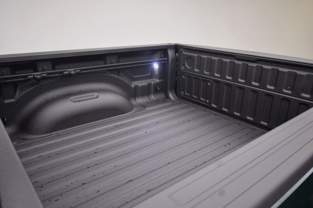 New 2026 Serrano-Green Metallic Exterior Paint RAM Laramie image 13