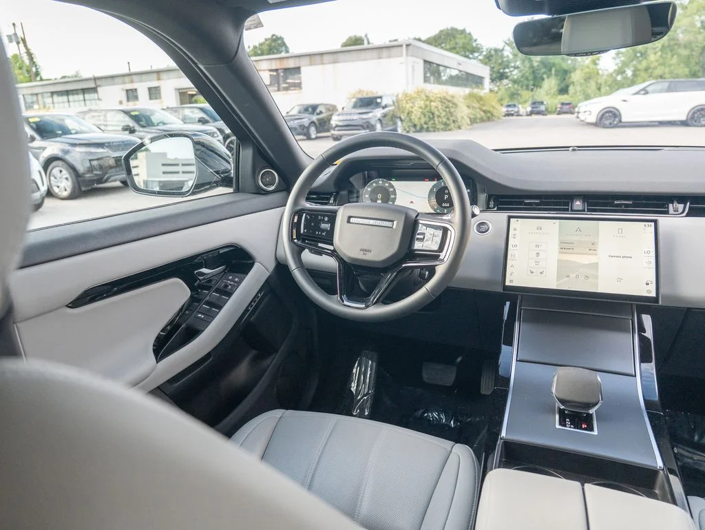 Used 2026 Black Land Rover S image 19