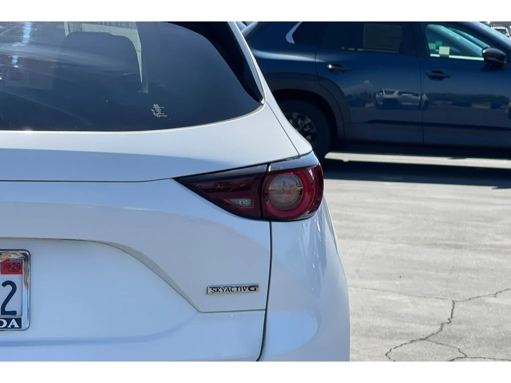 Used 2021 Snowflake White Pearl Mica Mazda Touring image 48