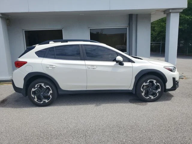 Used 2022 White Subaru Limited image 7
