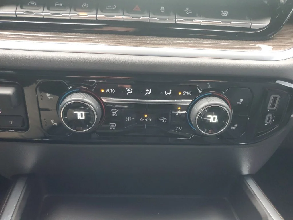 Used 2025 Red Chevrolet LT Trail Boss image 27