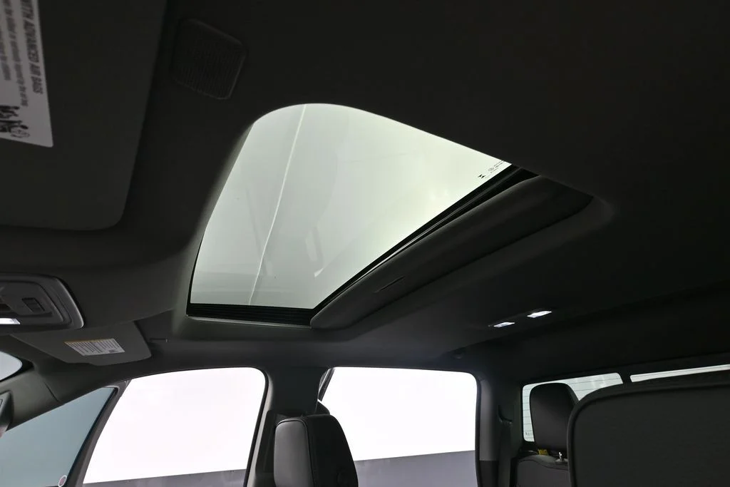 Certified Used 2025 White GMC Denali image 31