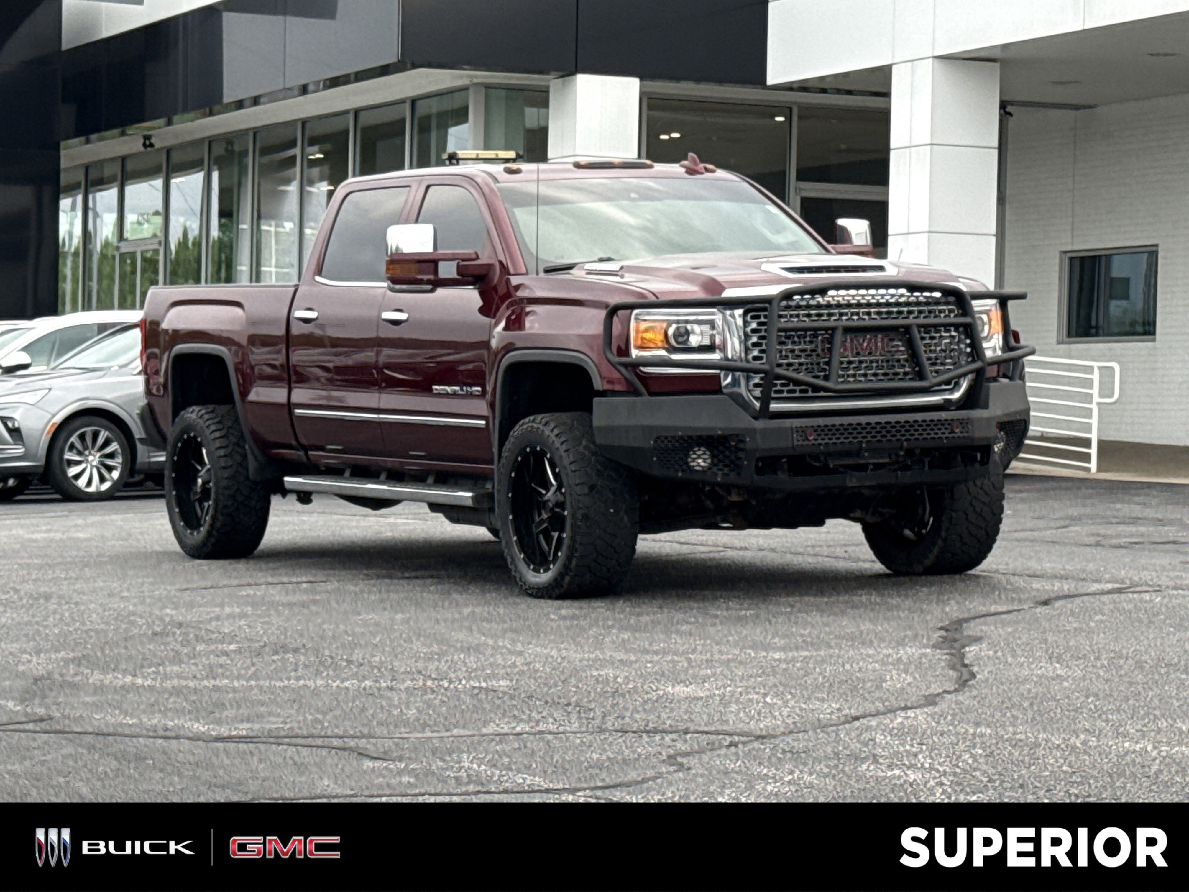 2017 GMC Sierra 4WD Crew Cab Standard Box Denali's photo
