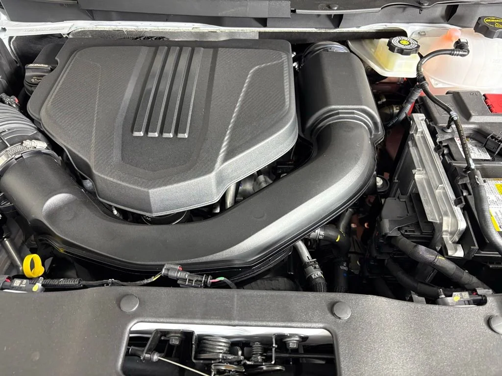 New 2026 Summit White Chevrolet LT image 44