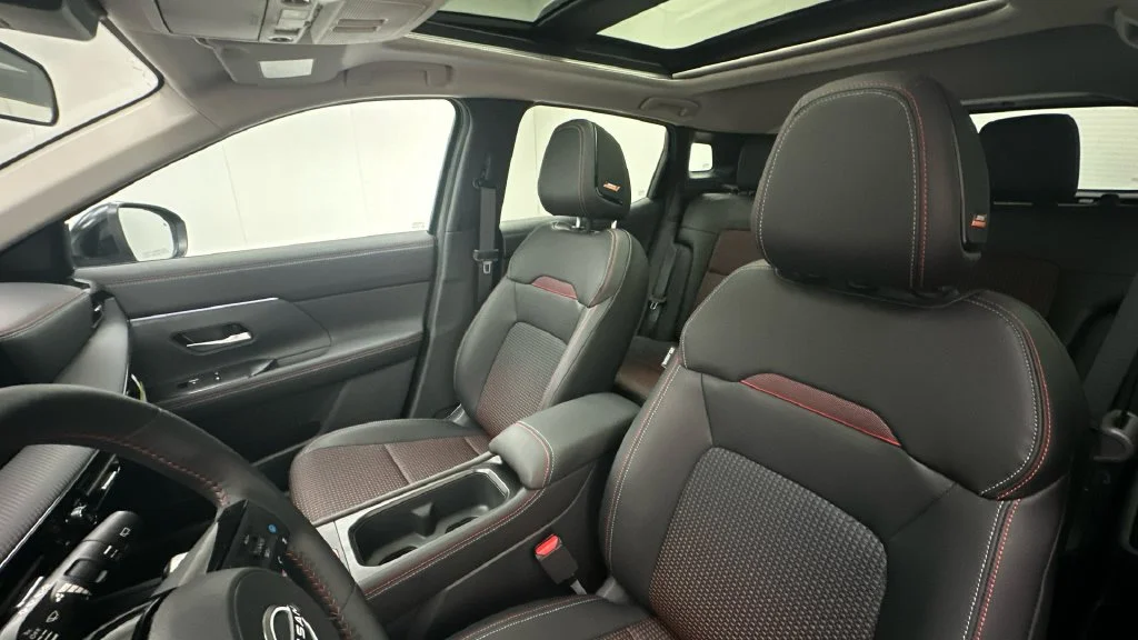 2026 Nissan KICKS SR AWD - Photo 9