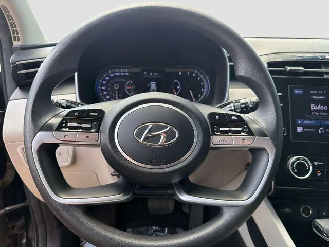 Used 2023 Black Hyundai SEL image 34
