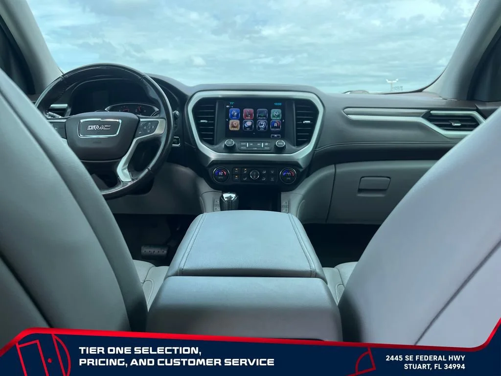 Used 2018 QUICKSILVER METALLIC GMC SLT image 16