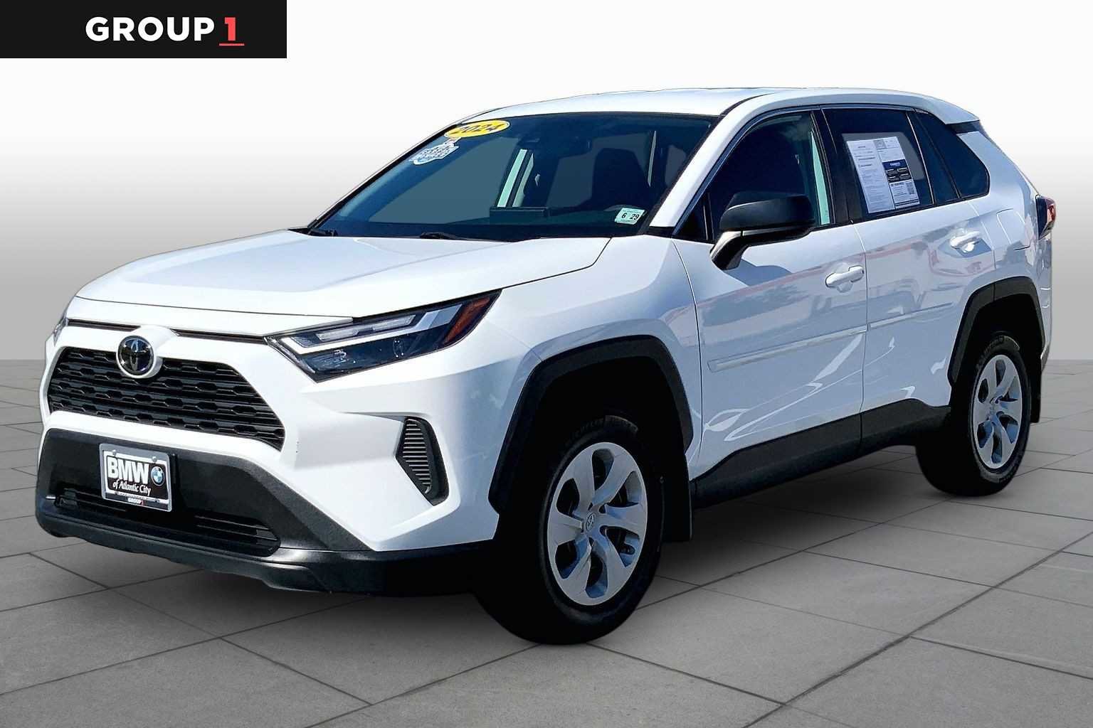 2024 Toyota RAV4 LE