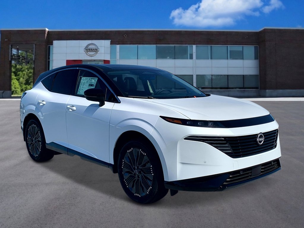 New 2026 Everest White Pearl Tricoat/Super Black Nissan Platinum image 2