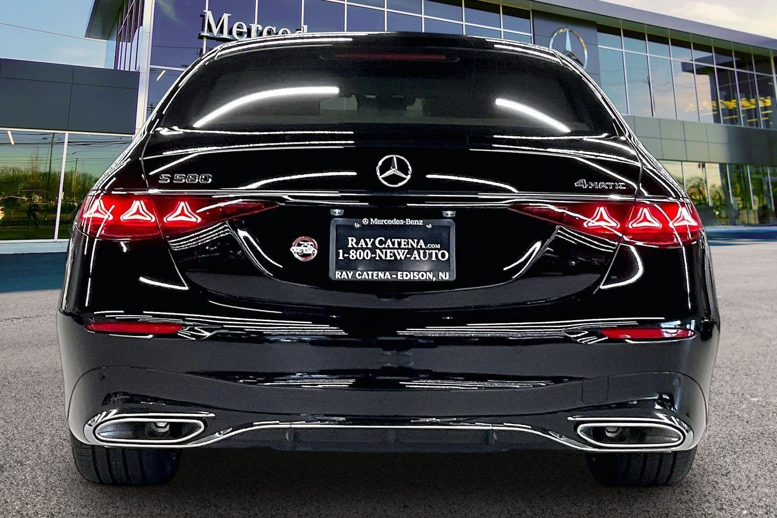 New 2027 Black Mercedes-Benz S 580 image 17