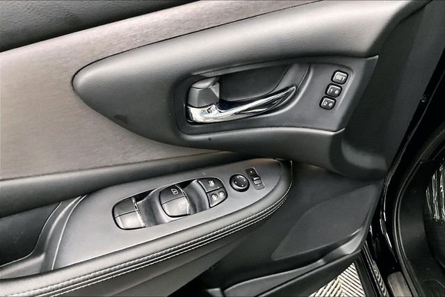Used 2024 Super Black Nissan SL image 32
