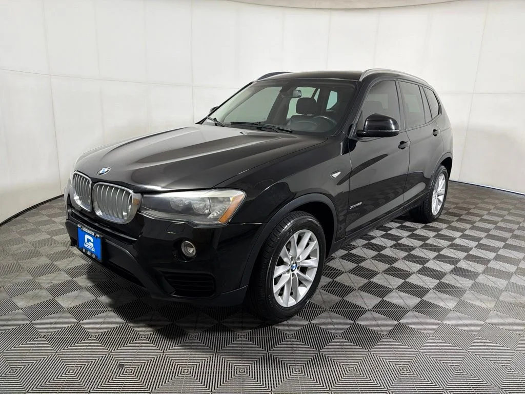 Used 2017 Black BMW xDrive28i image 4