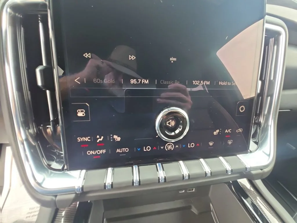 Certified Used 2026 Summit White GMC Elevation image 23