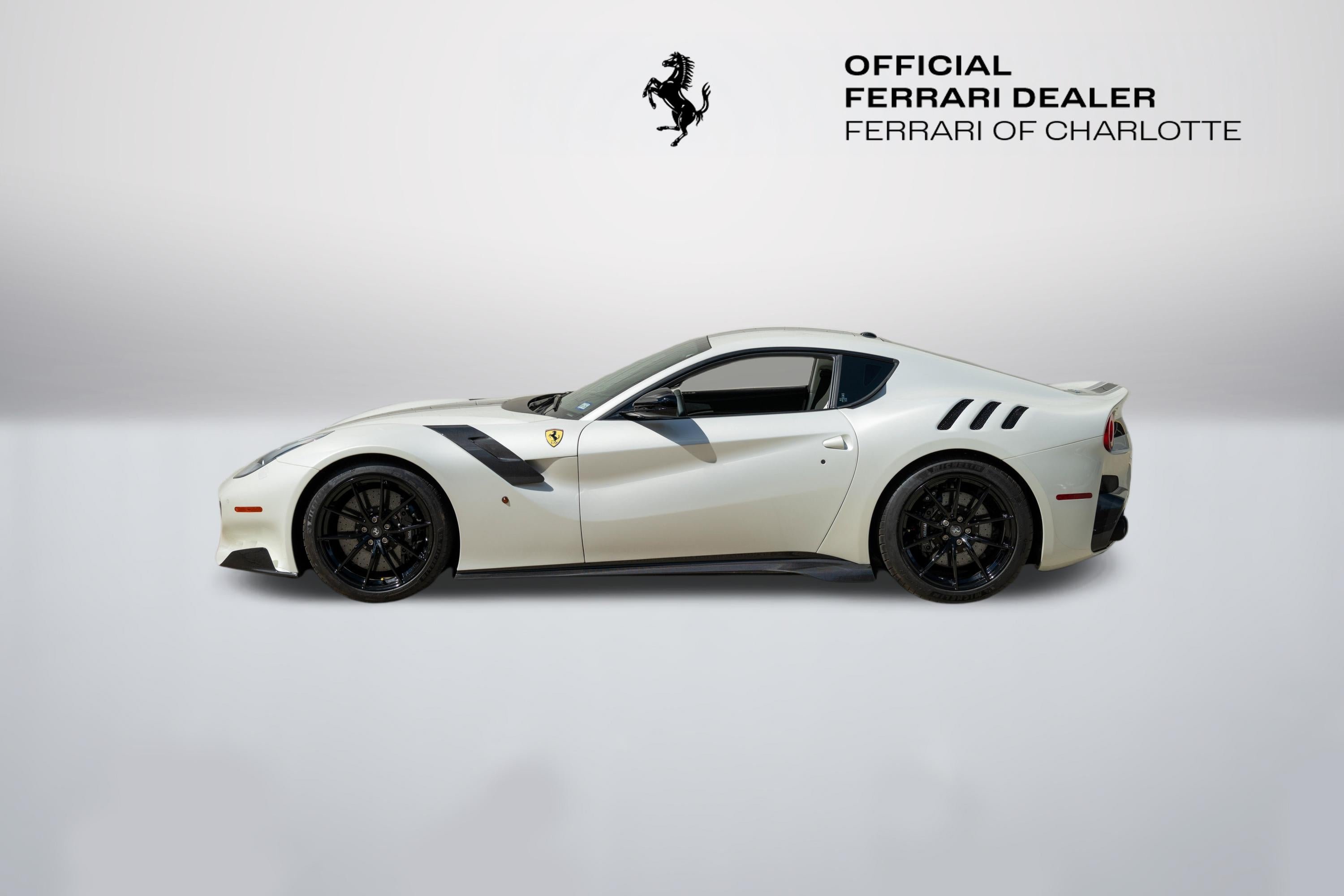Used 2017 Bianco Italia Ferrari  image 3