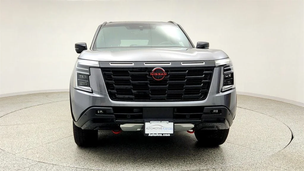 Used 2025 Gun Metallic/Super Black Nissan 4x4 PRO-4X w/ 2-Tone Roof image 2