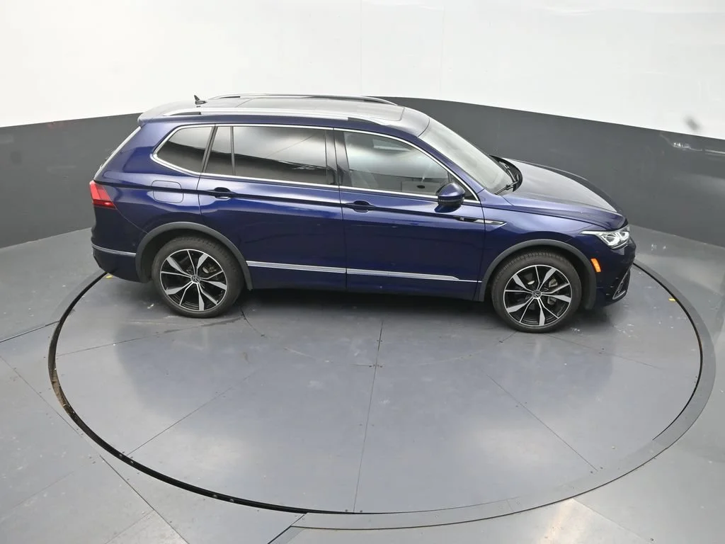Used 2023 Blue Volkswagen 2.0T SEL R-Line image 22