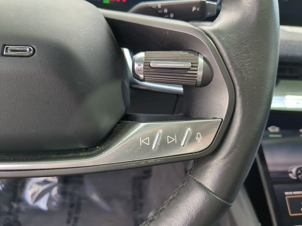 Used 2024 Red Lucid Touring image 30