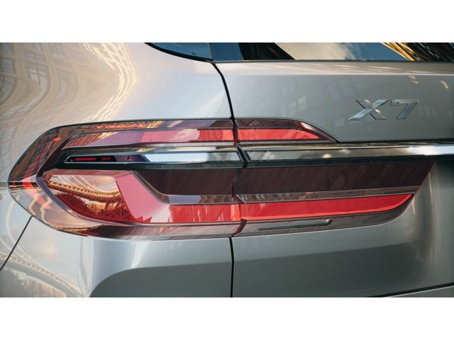 New 2027 Skyscraper Grey Metallic BMW xDrive40i image 8