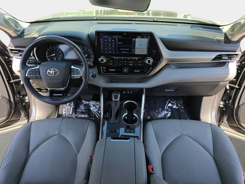 Used 2021 Gray Toyota Limited image 10