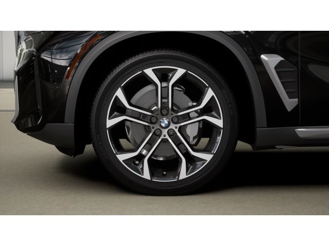 New 2026 Black BMW X5 40i image 7