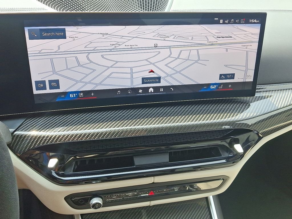 New 2027 Alpine White BMW Base image 8