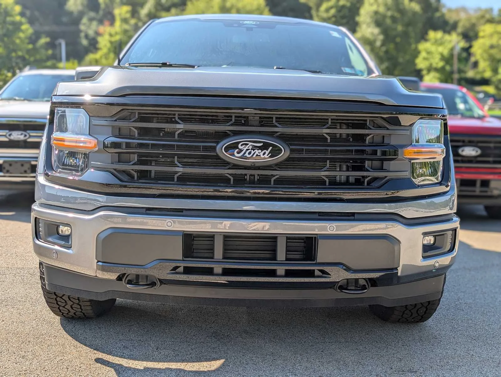 New 2026 Carbonized Gray Metallic Ford XLT image 2