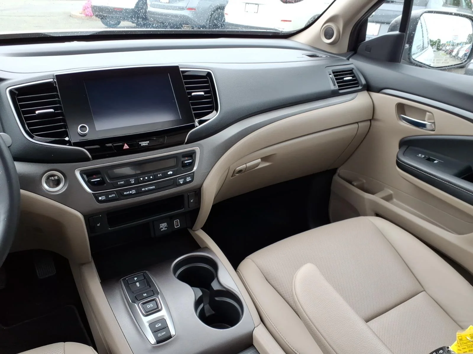 Used 2023 Platinum White Pearl Honda RTL image 14