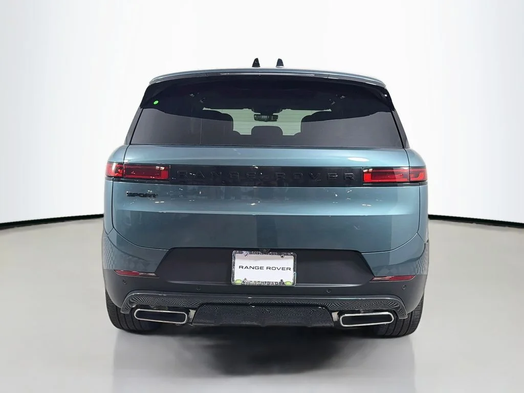 New 2026 Giola Green Land Rover SE image 6